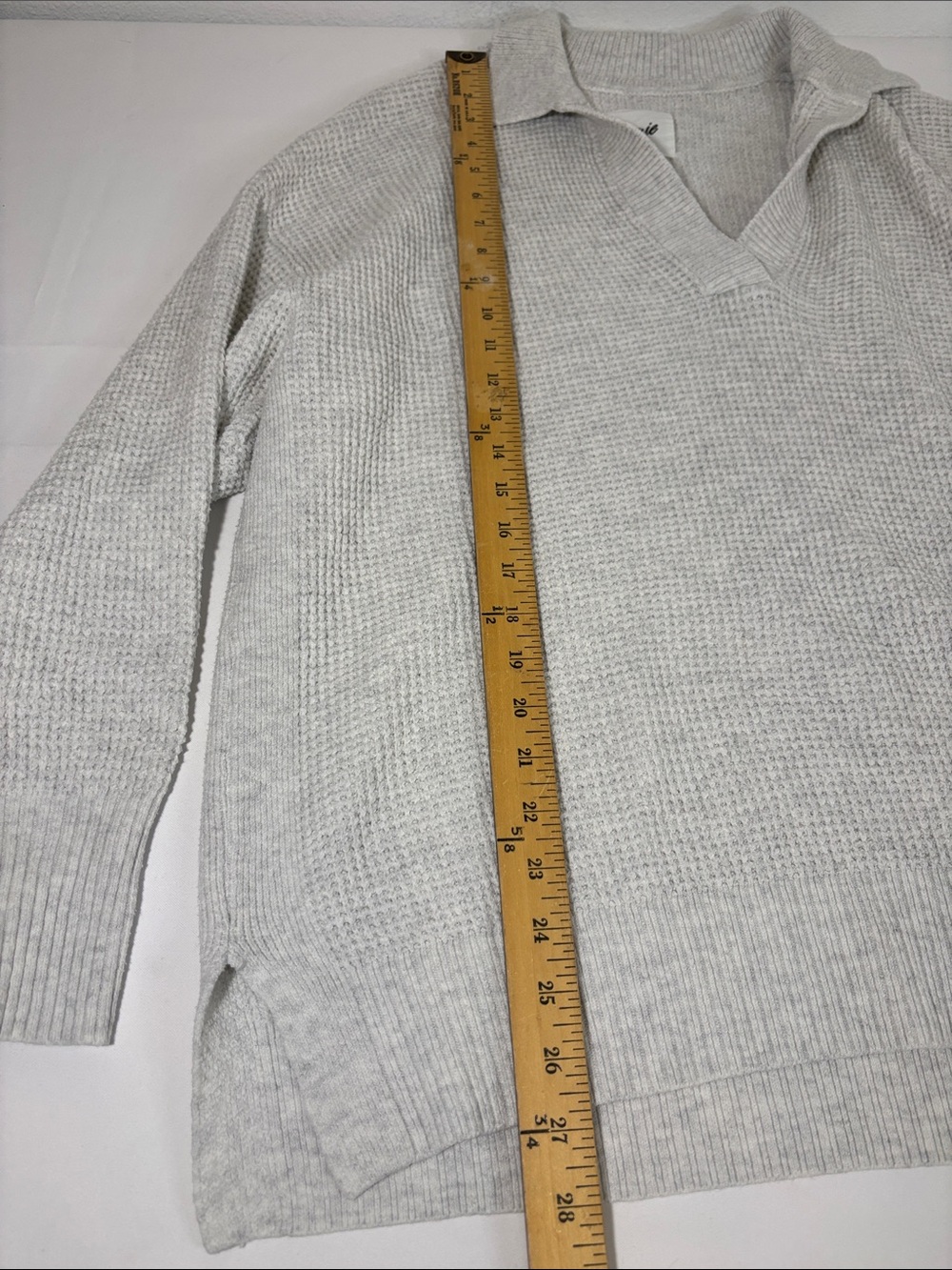 aerie Light Gray Collared Soft V-Neck Sweater -474sku - Picture 4 of 5